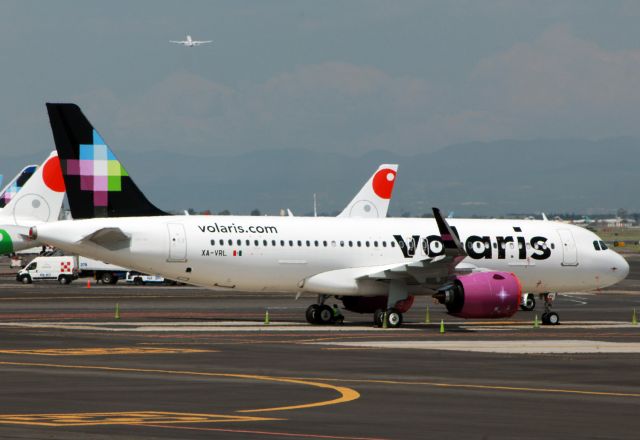 Airbus A320neo (XA-VRL) - Volaris / Airbus A320-271N / MSN 10076 / XA-VRL / MMMX 08/2020