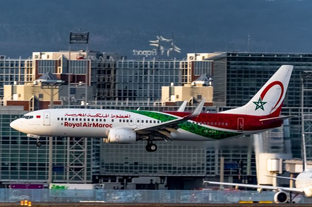 Boeing 737-800 (CN-ROA)