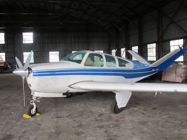 Beechcraft 35 Bonanza (N4518M) - A very nice V-tail Bonnie.