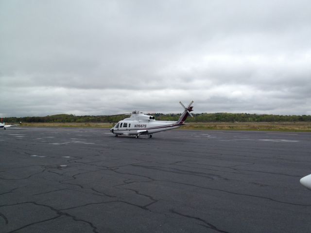 Sikorsky S-76 (N7667S)