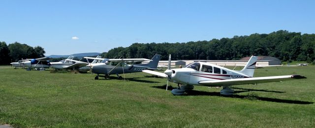 Piper Cherokee (N709DF) - Blairstown, NJ