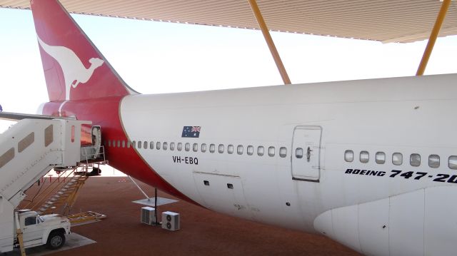 Boeing 747-200 (VH-EBQ)