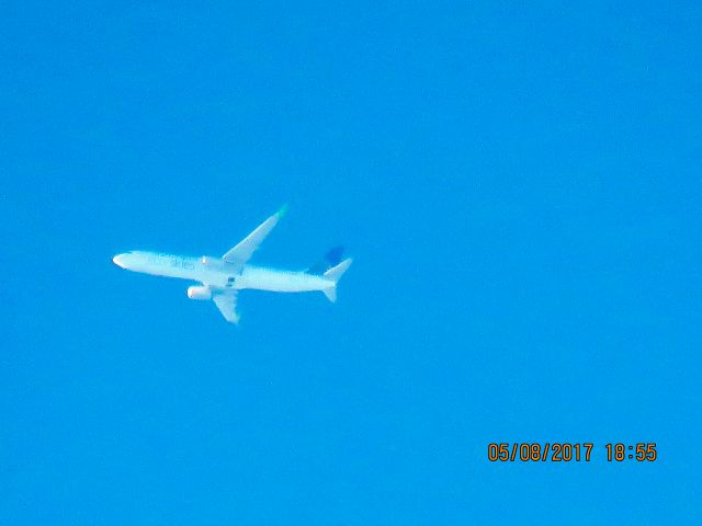 Boeing 737-900 (N75432)