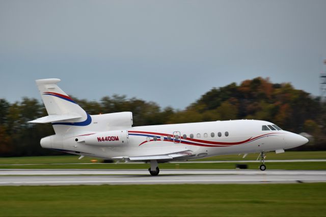 Dassault Falcon 900 (N440DM)