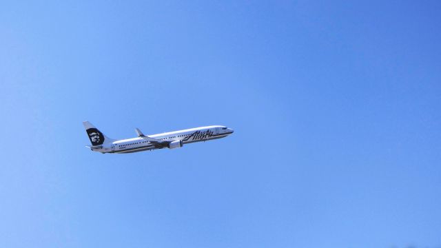 Boeing 737-900 (N468AS)