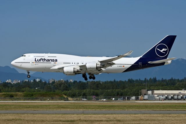 Boeing 747-400 (D-ABVM)