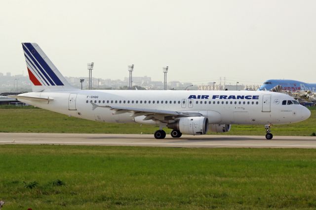 Airbus A320 (F-GHQG)