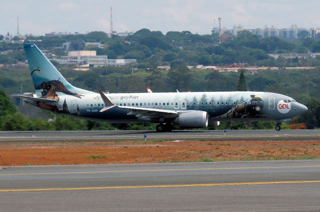 Boeing 737-700 (PR-XMR)