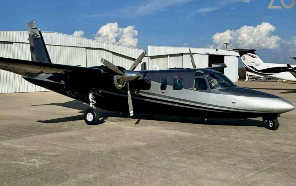 N121JW — - Global Jet LLC Turbo Commander 690A 