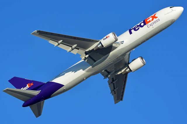 BOEING 767-300 (N148FE) - Fedex Express Boeing 767-300F N148FE at Phoenix Sky Harbor on December 15, 2017. 