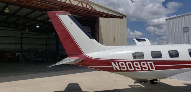 Piper Malibu Mirage (N9099D)