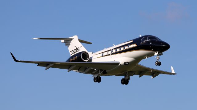 Embraer Legacy 550 (9H-LPZ)