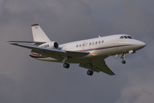 Dassault Falcon 2000 (N215QS)