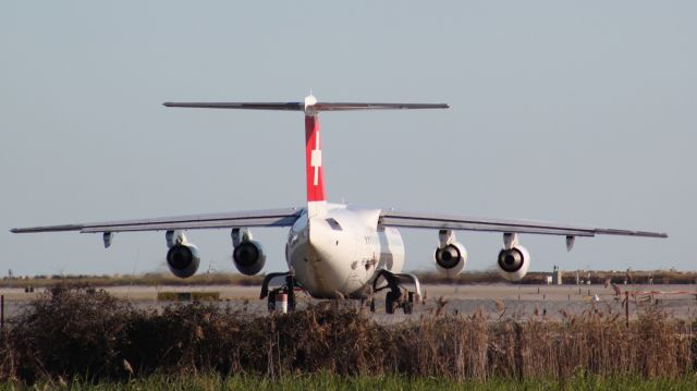 de Havilland Dash 8-400 (HB-IXN)