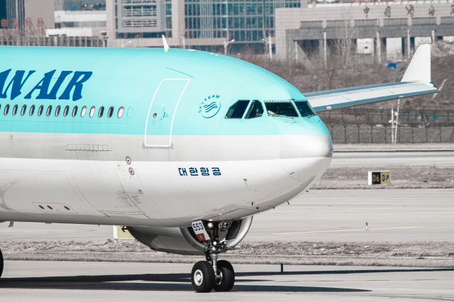 Airbus A330-300 (HL7553) - A330-323X(HL7553) Taxiing