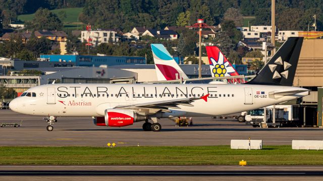 Airbus A320 (OE-LBZ)
