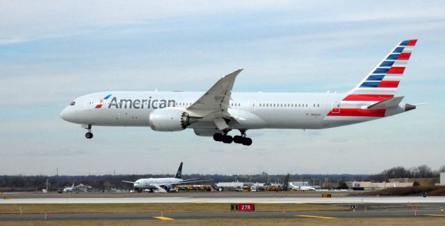 Boeing 787-9 Dreamliner (N836AA) - On short final is this 2018 American Airlines Boeing 787-9 "Dreamliner" in the Winter of 2023. EGLL - KPHL