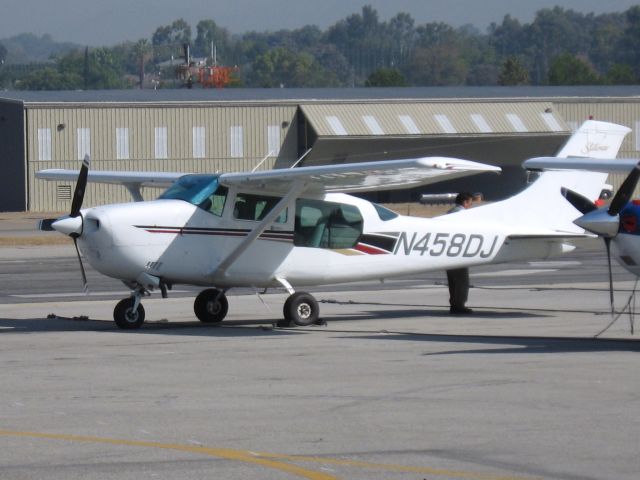 Cessna 206 Stationair (N458DJ) - Parked at Fullerton