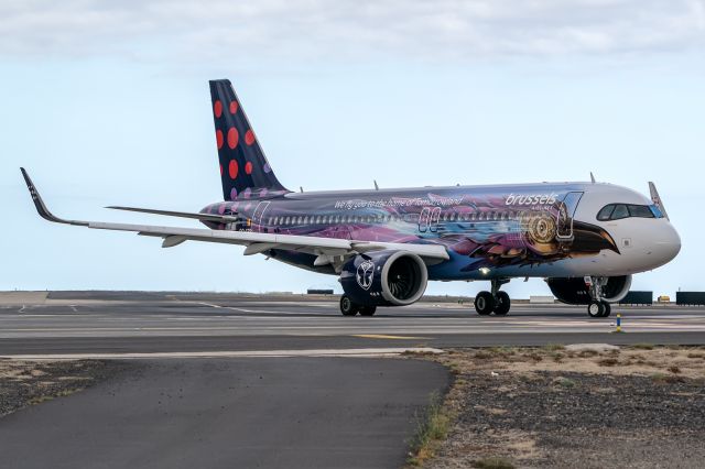 Airbus A320neo (OO-SBB) - New Brussels Amere TomorrowLand livery for this aircraft with registration OO-SBB