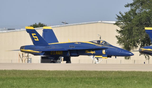 McDonnell Douglas FA-18 Hornet (16-3451) - Airventure 2017