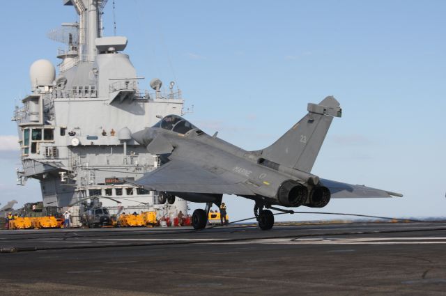 Dassault Rafale (023) - Rafale M landing onboard of the carrier Charles de Gaulle