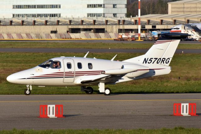 Eclipse 500 (N570RG)