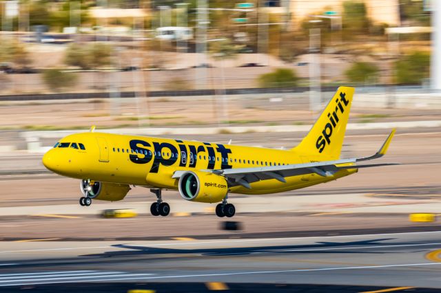 Airbus A320neo (N967NK) - A Spirit Airlines A320 neo landing at PHX on 2/28/23. Taken with a Canon R7 and Canon EF 100-400 L ii lens.