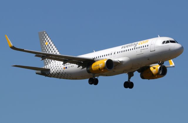 Airbus A320 (EC-MEA)