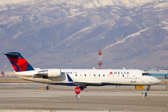 Canadair Regional Jet CRJ-100 (N448SW)