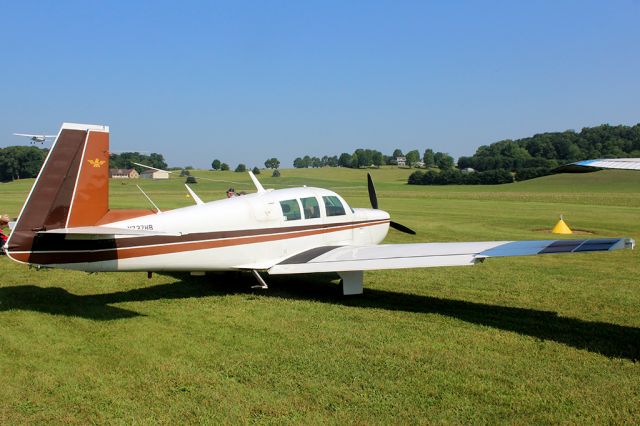 Mooney M-20 (N737HB)