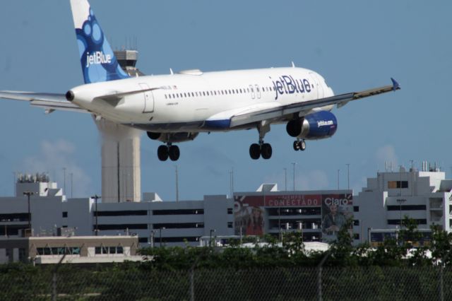 — — - Landing Runway 10 Luis Muñoz Marin airport San Juan Puerto Rico.