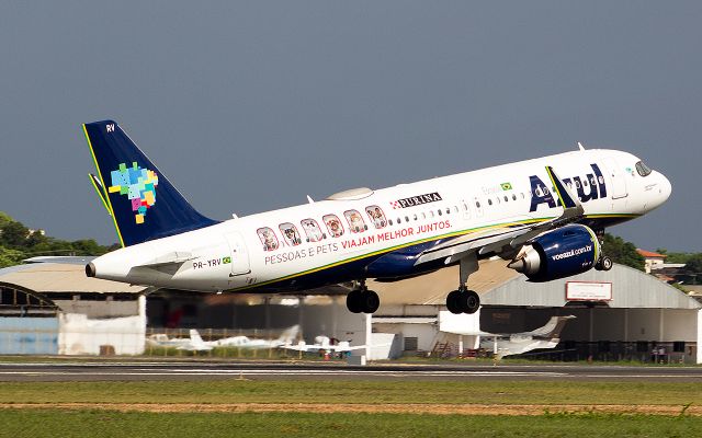 Airbus A320neo (PR-YRV)