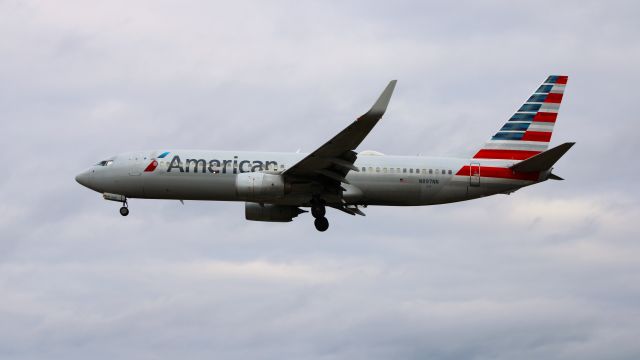 Boeing 737-800 (N897NN) - Arriving from DFW as AA2314