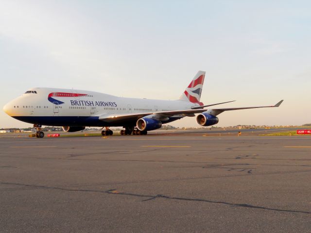 Boeing 747-400 (G-CIVE)