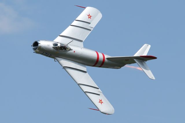 MIKOYAN MiG-17 (N1713P)