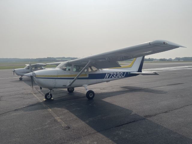 Cessna Skyhawk (N733QJ)