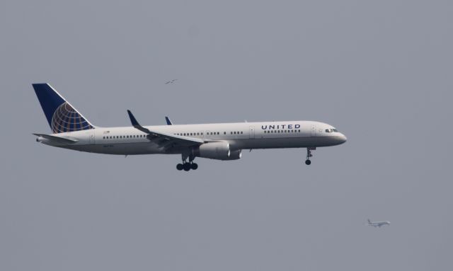 Boeing 757-200 (N67134)