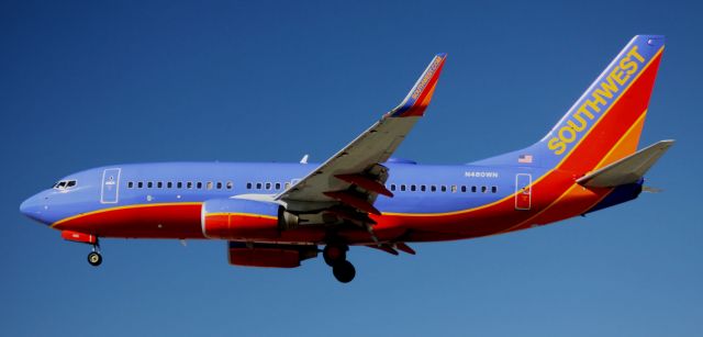 Boeing 737-700 (N480WN) - Landing 30L, 07-08-2012