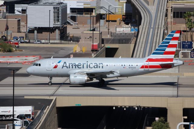 Airbus A319 (N766US)