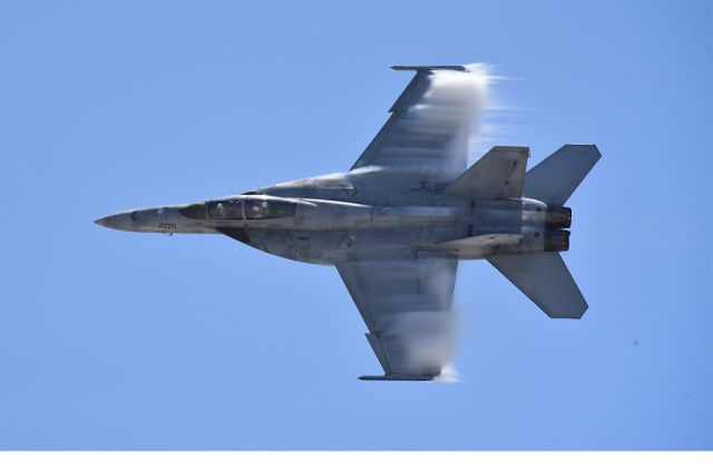 MCDONNELL DOUGLAS Super Hornet (N205) - At the 2025 Air Show Spectacular at NAS Key West. This fighter is from VFA-106 based at NAS Oceana.