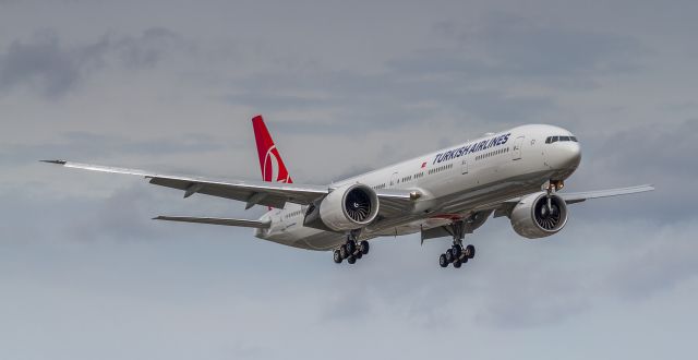 BOEING 777-300 (TC-LJH) - Brand new 777 for Turkish Airlines on its first revenue flight on short finals for runway 23 at YYZ