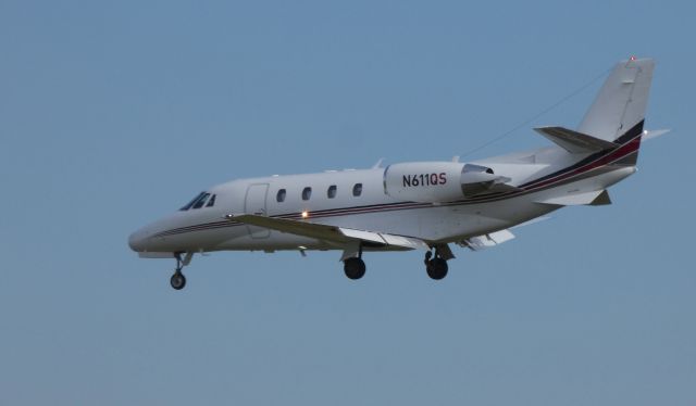 Cessna Citation Excel/XLS (N611QS) - On final is this 2005 Cessna Citation 560XL in the Autumn of 2019.