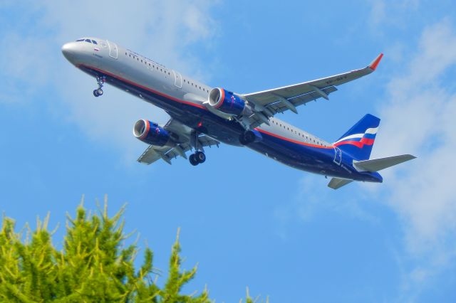 Airbus A321 (VP-BFF)