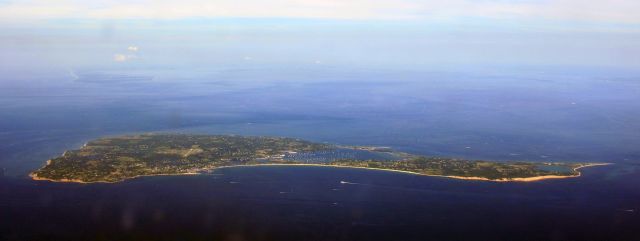 Beechcraft King Air 100 (KBID) - Crossing Block Island at 6,500ft en route to HTO.