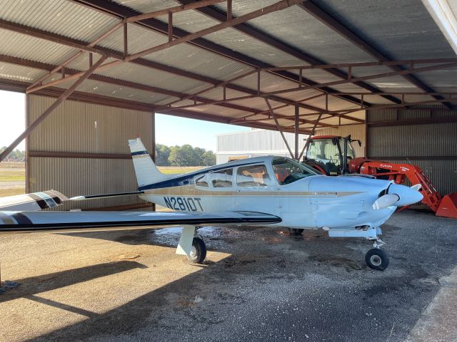 N2810T —