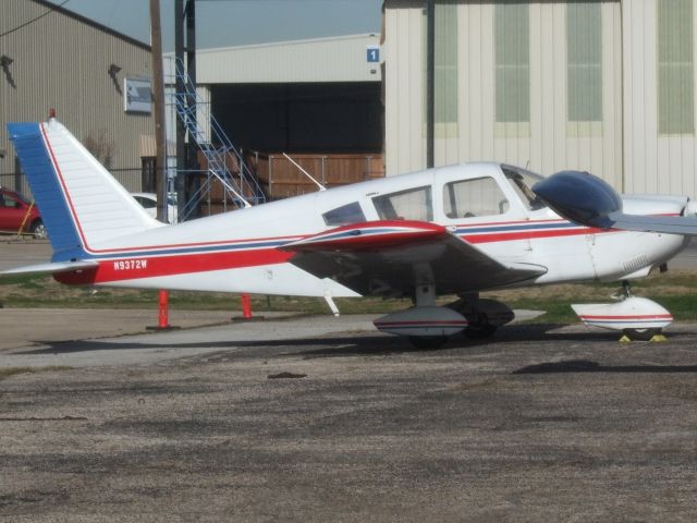 Piper Cherokee (N9372W)