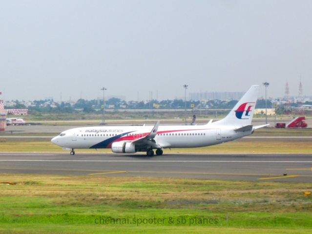 Boeing 737-700 (9M-MXR)