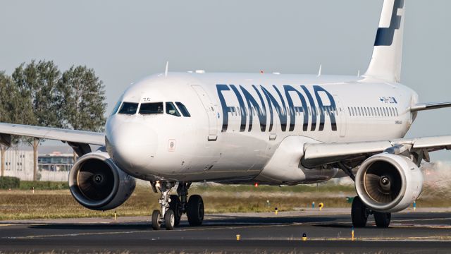 Airbus A321 (OH-LZC)