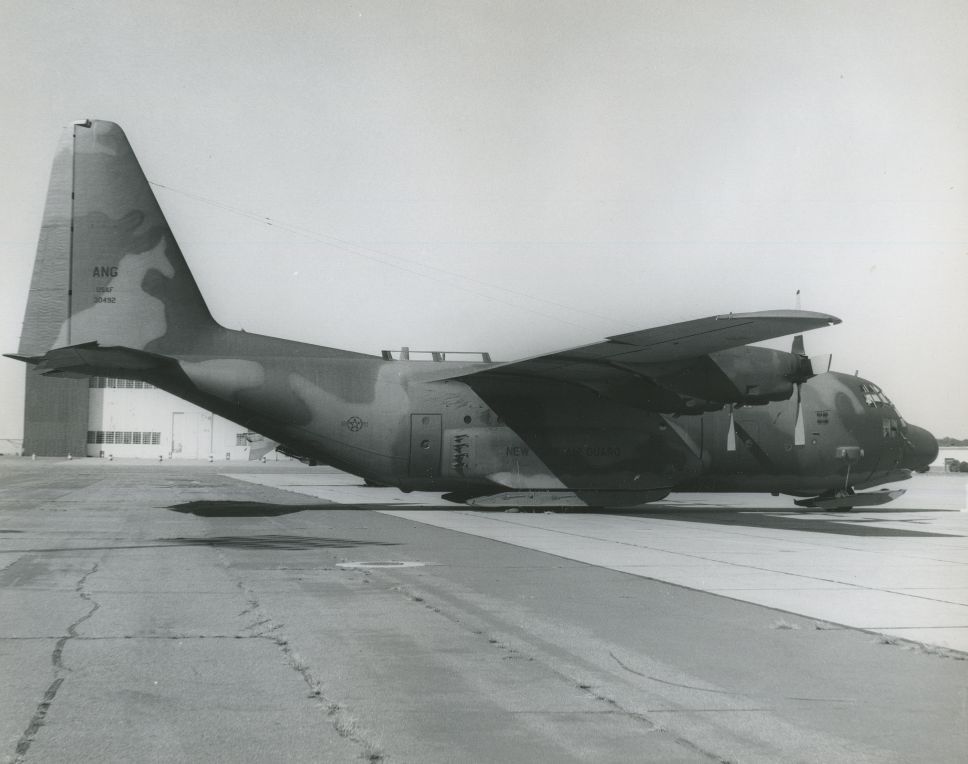 Lockheed C-130 Hercules (83-0492) - scanned from photographbr /C-130E NYANG