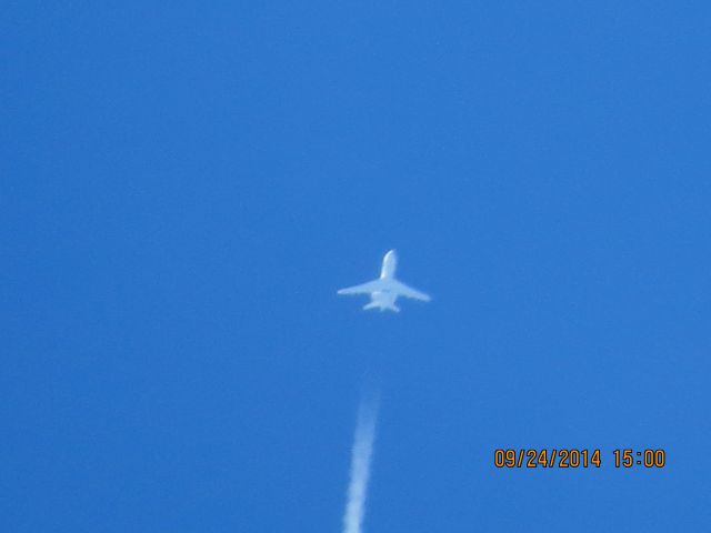 Bombardier Challenger 300 (C-FMHL)